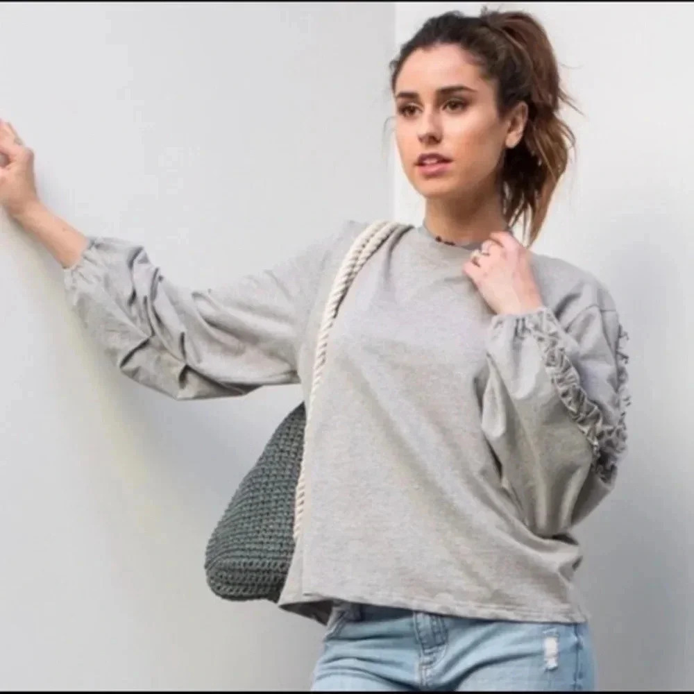 Ruffle Sleeve Sweatshirt​​​